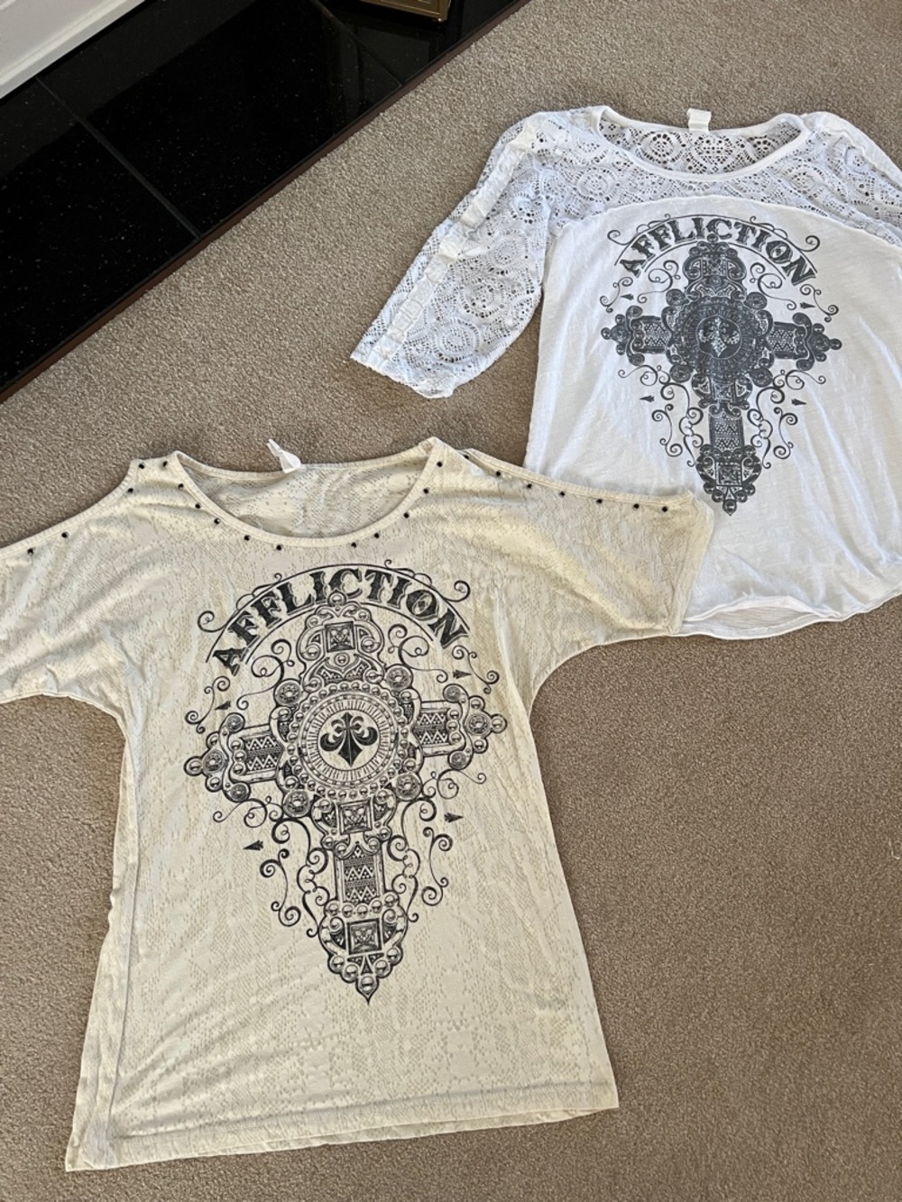 Affliction Women's Cross Graphic Stud Tee - White & Cream